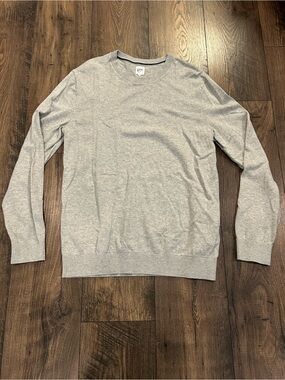 GAP Men's Medium Heather Light Gray Crewneck Sweater